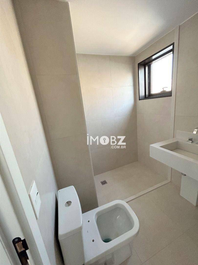 Apartamento à venda com 4 quartos, 158m² - Foto 32