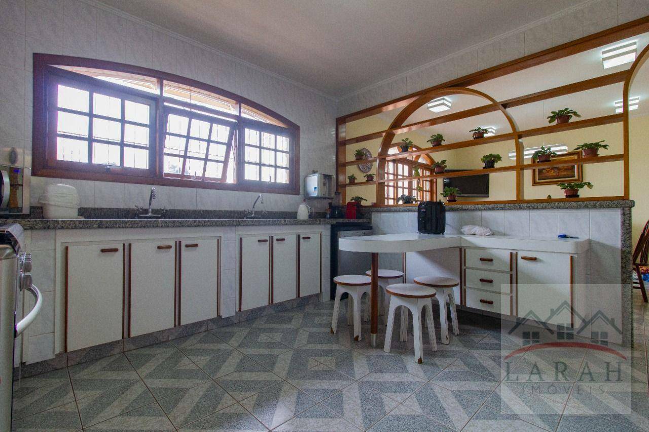 Sobrado à venda com 5 quartos, 400m² - Foto 59