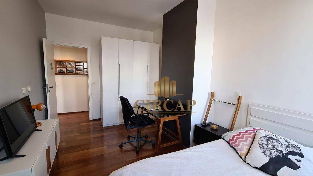 Apartamento à venda com 3 quartos, 160m² - Foto 26