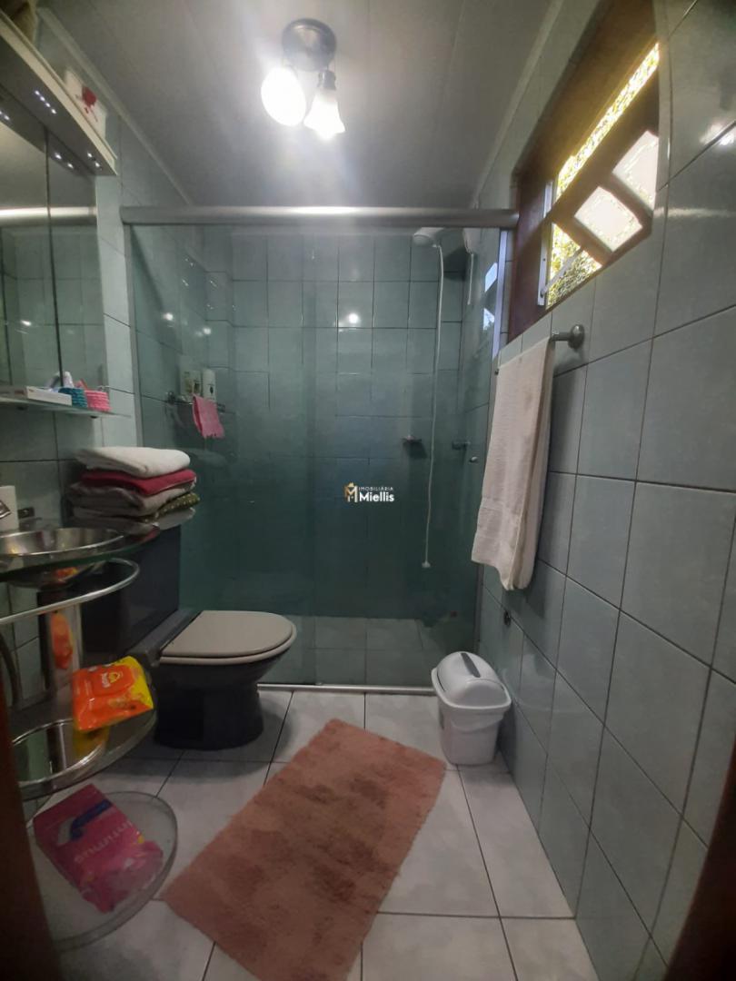 Casa à venda com 3 quartos, 200m² - Foto 9