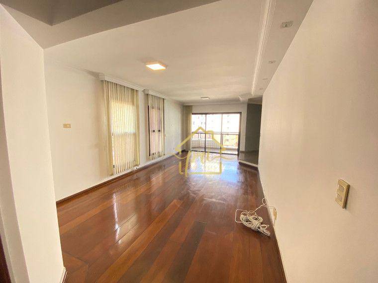 Apartamento à venda com 4 quartos, 240m² - Foto 29