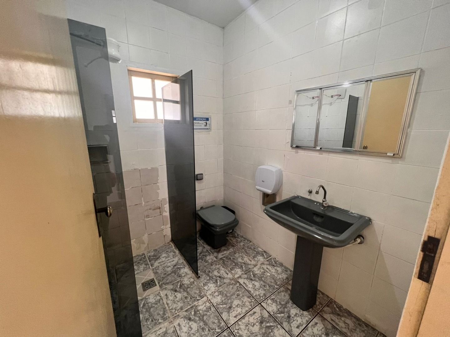 Sobrado à venda com 4 quartos, 300m² - Foto 7