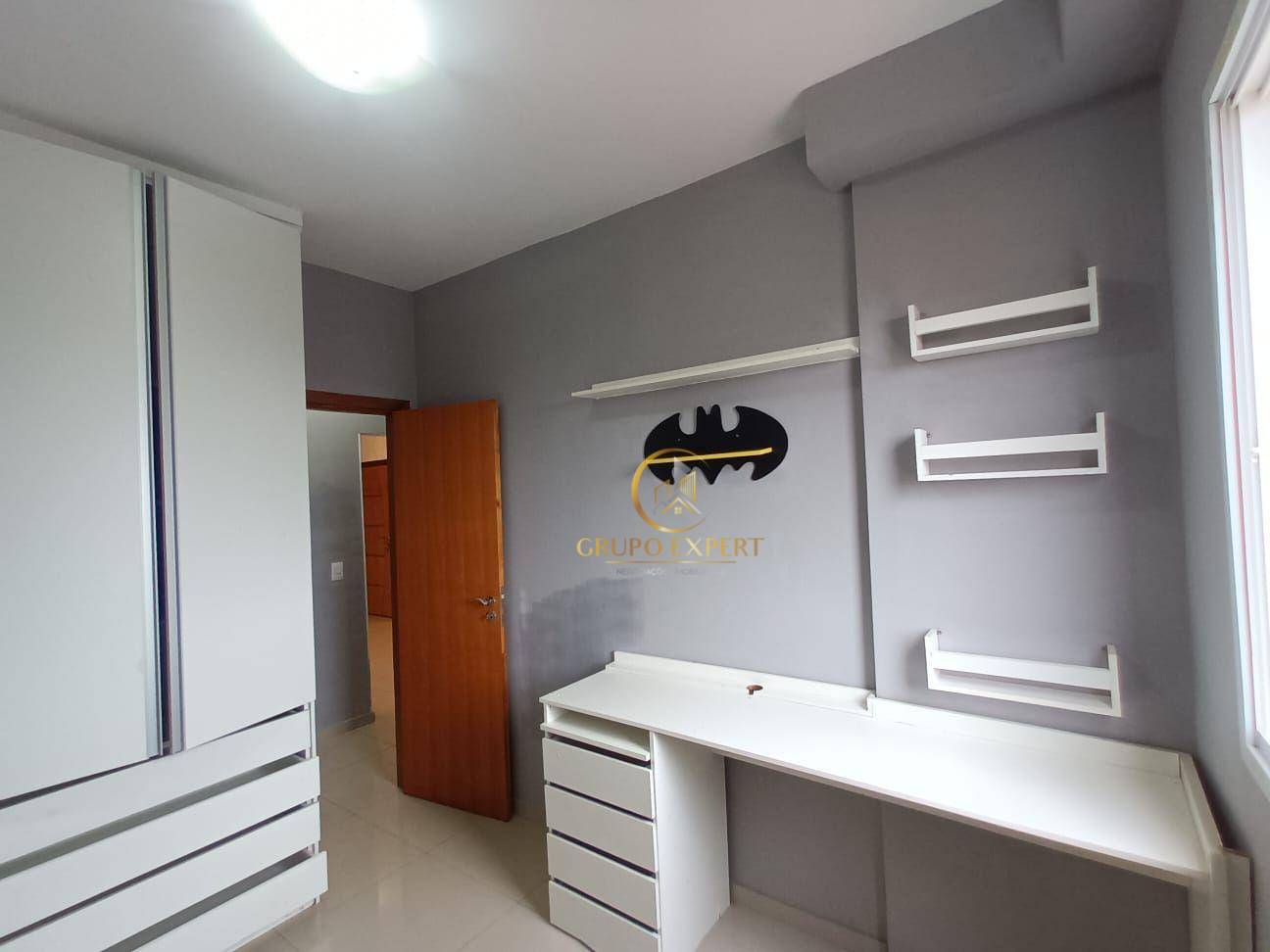 Apartamento à venda com 3 quartos, 97m² - Foto 9