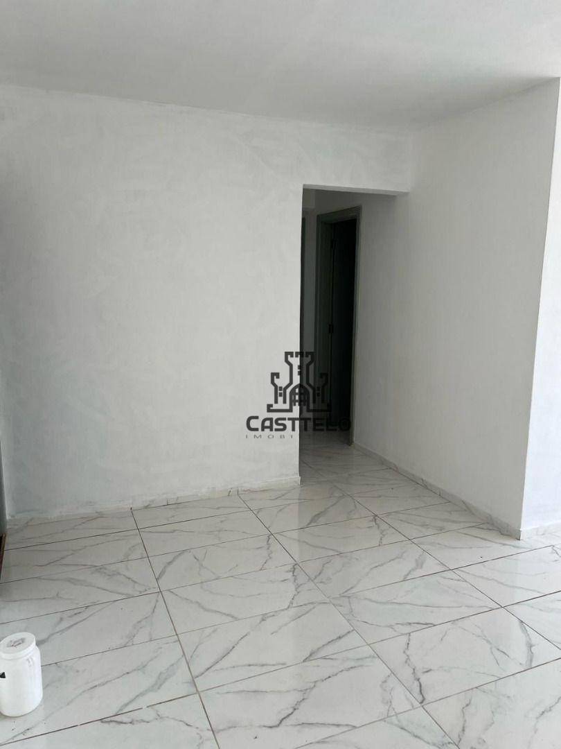 Apartamento à venda com 3 quartos, 80m² - Foto 9