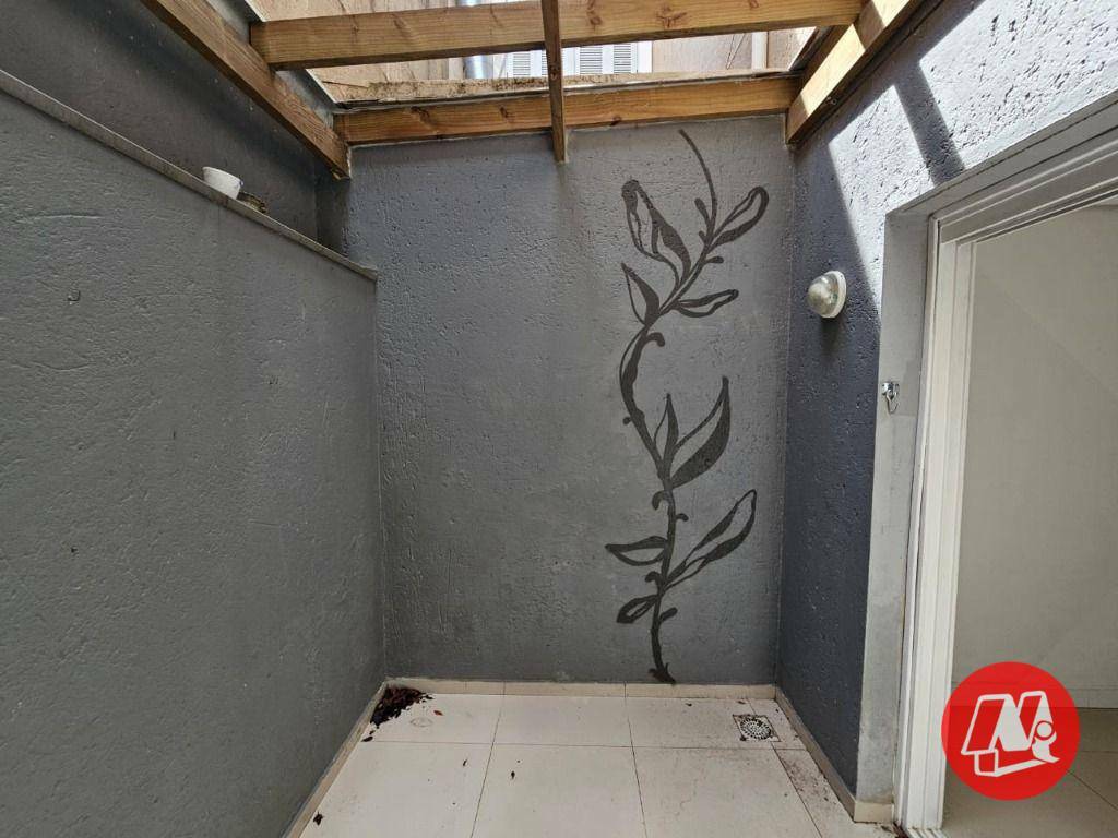 Sobrado à venda com 3 quartos, 100m² - Foto 12