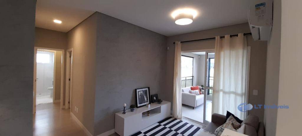 Apartamento à venda com 2 quartos, 64m² - Foto 3