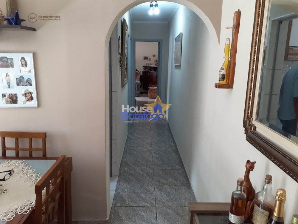 Apartamento à venda com 2 quartos, 70m² - Foto 17