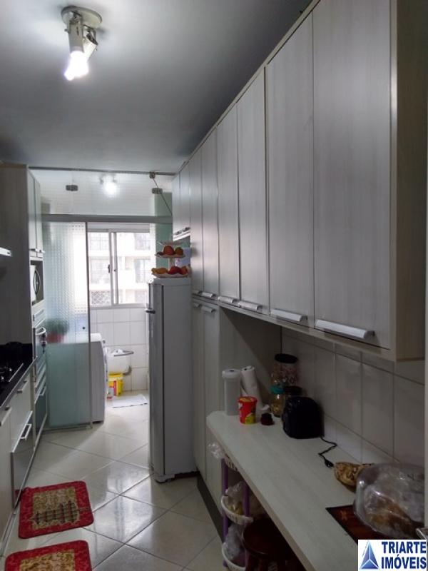 Apartamento à venda com 3 quartos, 74m² - Foto 10