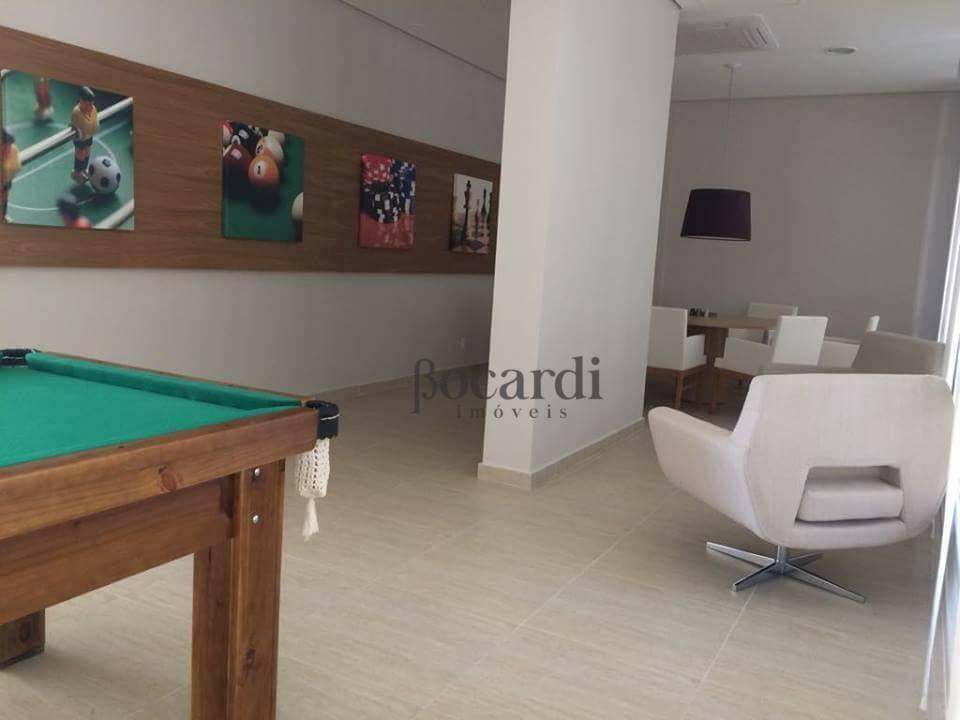 Apartamento à venda com 2 quartos, 63m² - Foto 4