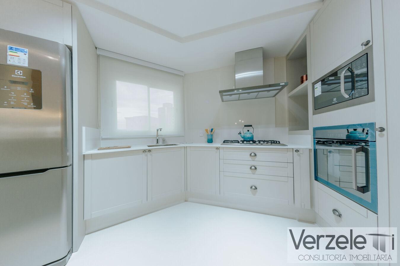 Apartamento à venda com 3 quartos, 164m² - Foto 9