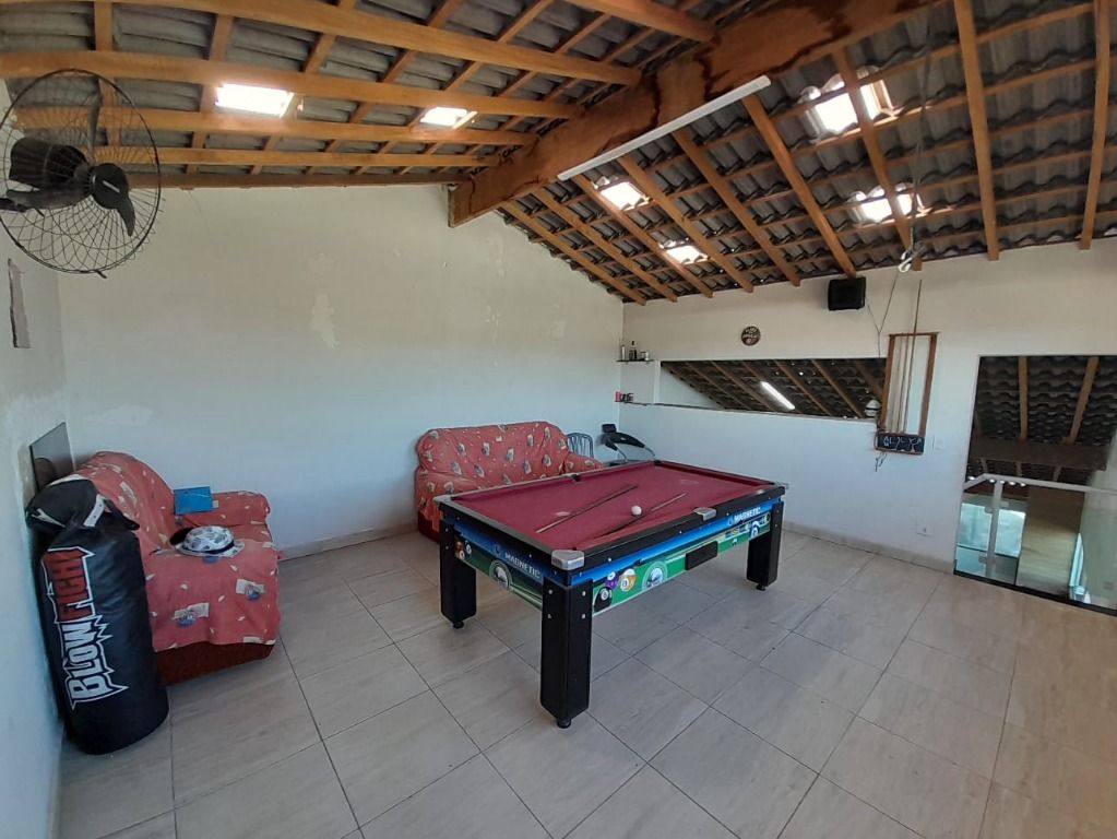 Casa à venda com 3 quartos, 250m² - Foto 29