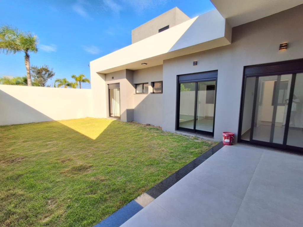 Casa à venda com 3 quartos, 174m² - Foto 5