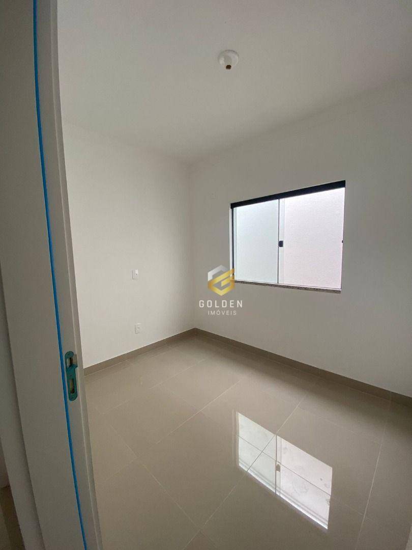 Casa à venda com 3 quartos, 103m² - Foto 11