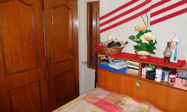 Apartamento à venda com 2 quartos, 80m² - Foto 17