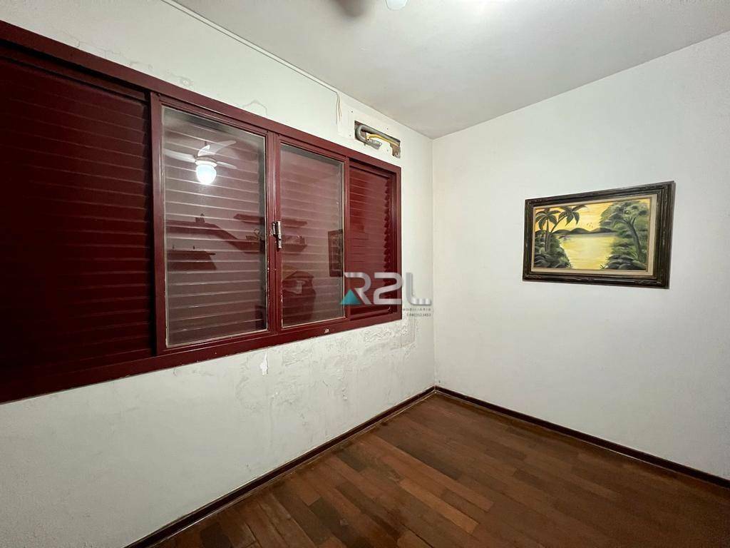 Apartamento à venda com 3 quartos, 130m² - Foto 7