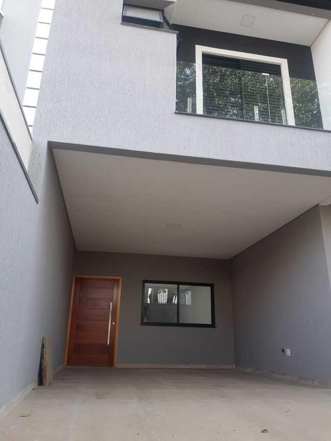 Casa à venda com 3 quartos, 180m² - Foto 4