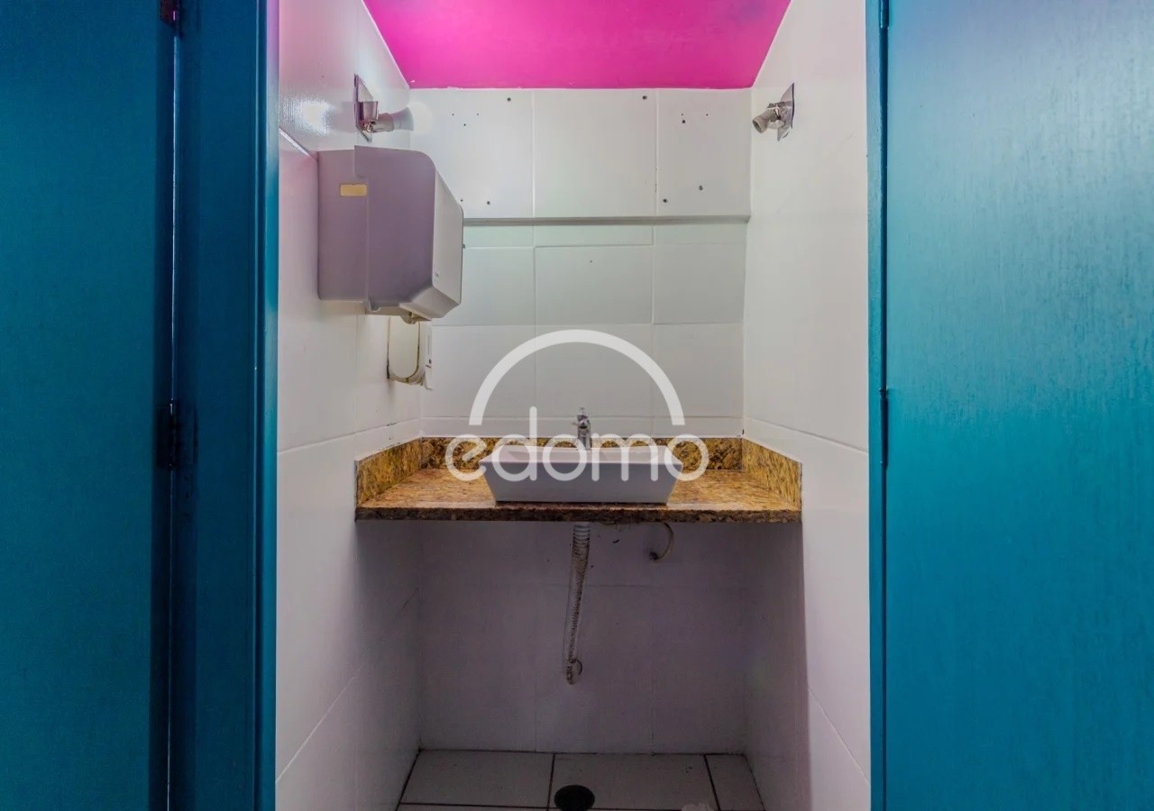 Prédio Inteiro para alugar, 200m² - Foto 9