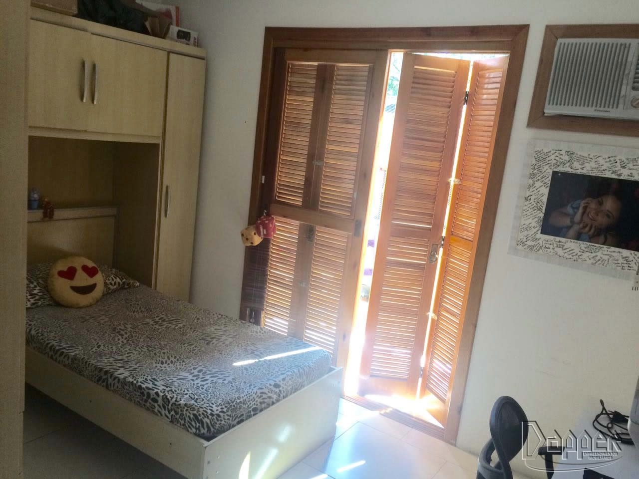 Casa à venda com 3 quartos, 98m² - Foto 10