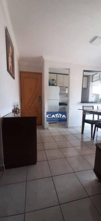 Apartamento à venda com 3 quartos, 55m² - Foto 2