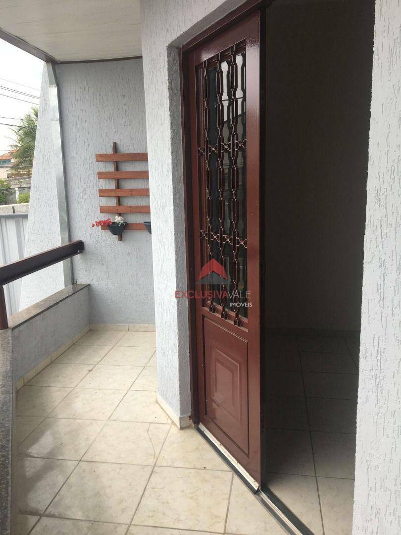 Casa à venda com 3 quartos, 204m² - Foto 11