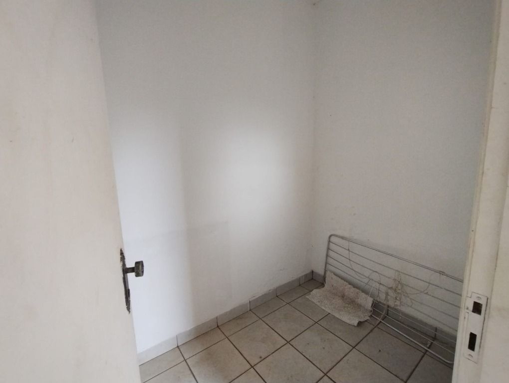 Casa à venda com 3 quartos, 250m² - Foto 19