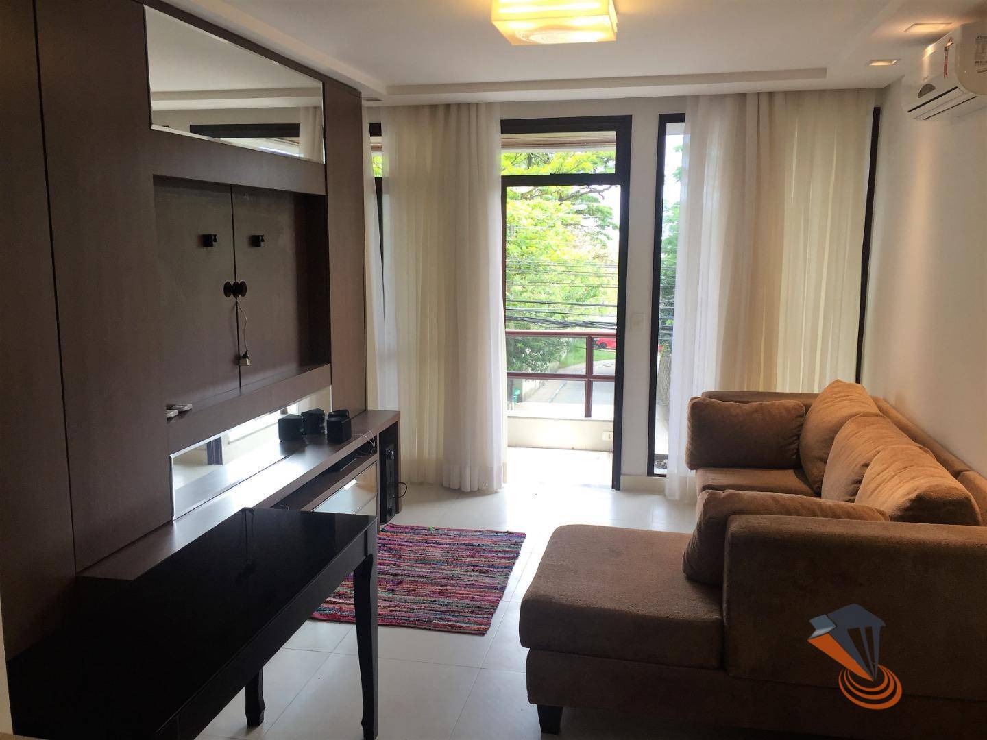 Apartamento à venda com 4 quartos, 130m² - Foto 2