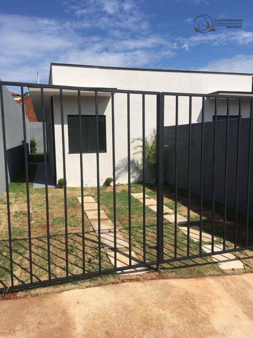 Casa à venda com 2 quartos, 55m² - Foto 9