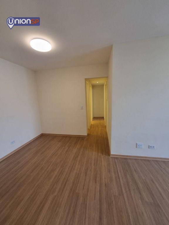 Apartamento à venda com 3 quartos, 79m² - Foto 3