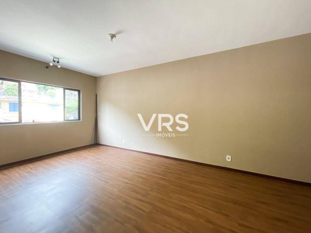 Apartamento à venda com 2 quartos, 77m² - Foto 3