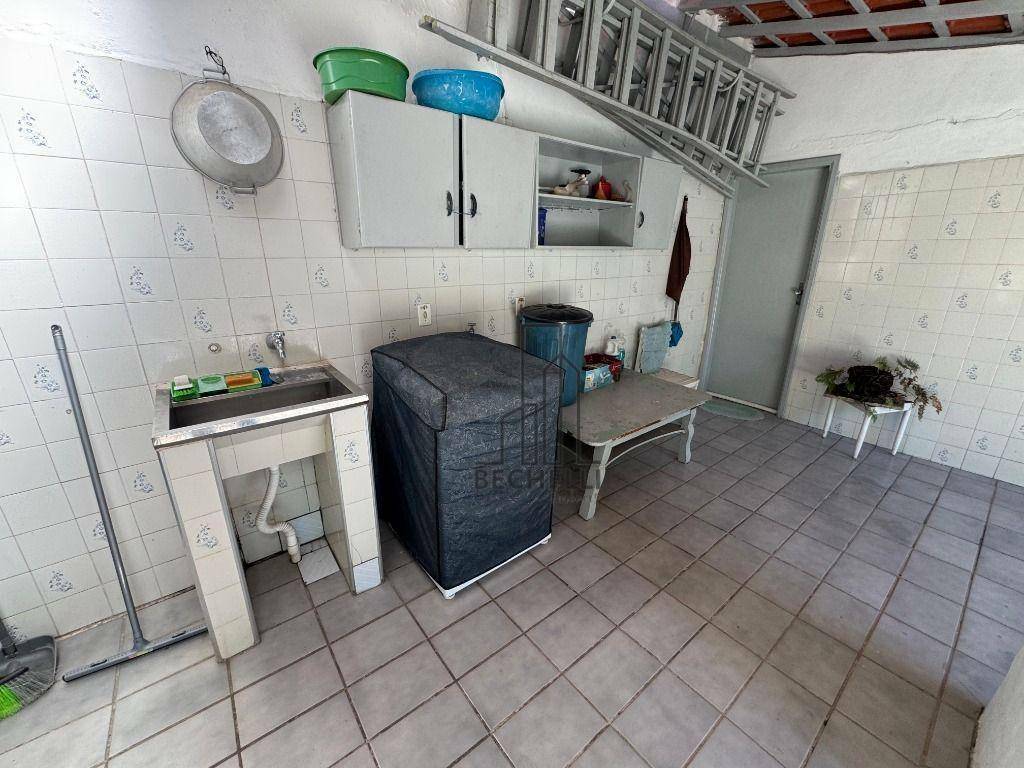 Casa para alugar com 2 quartos, 143m² - Foto 15