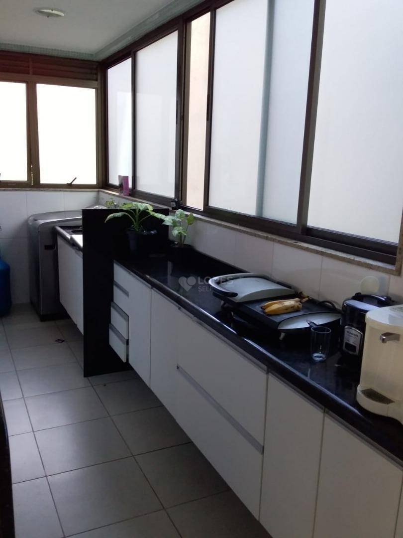 Apartamento à venda com 4 quartos, 180m² - Foto 16