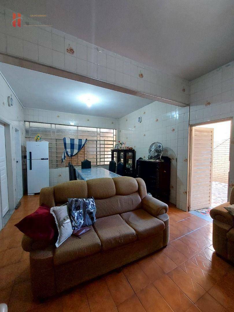 Casa à venda com 5 quartos, 197m² - Foto 17