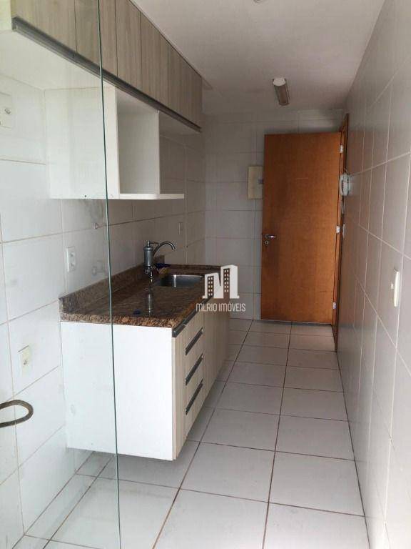 Apartamento à venda com 2 quartos, 68m² - Foto 29