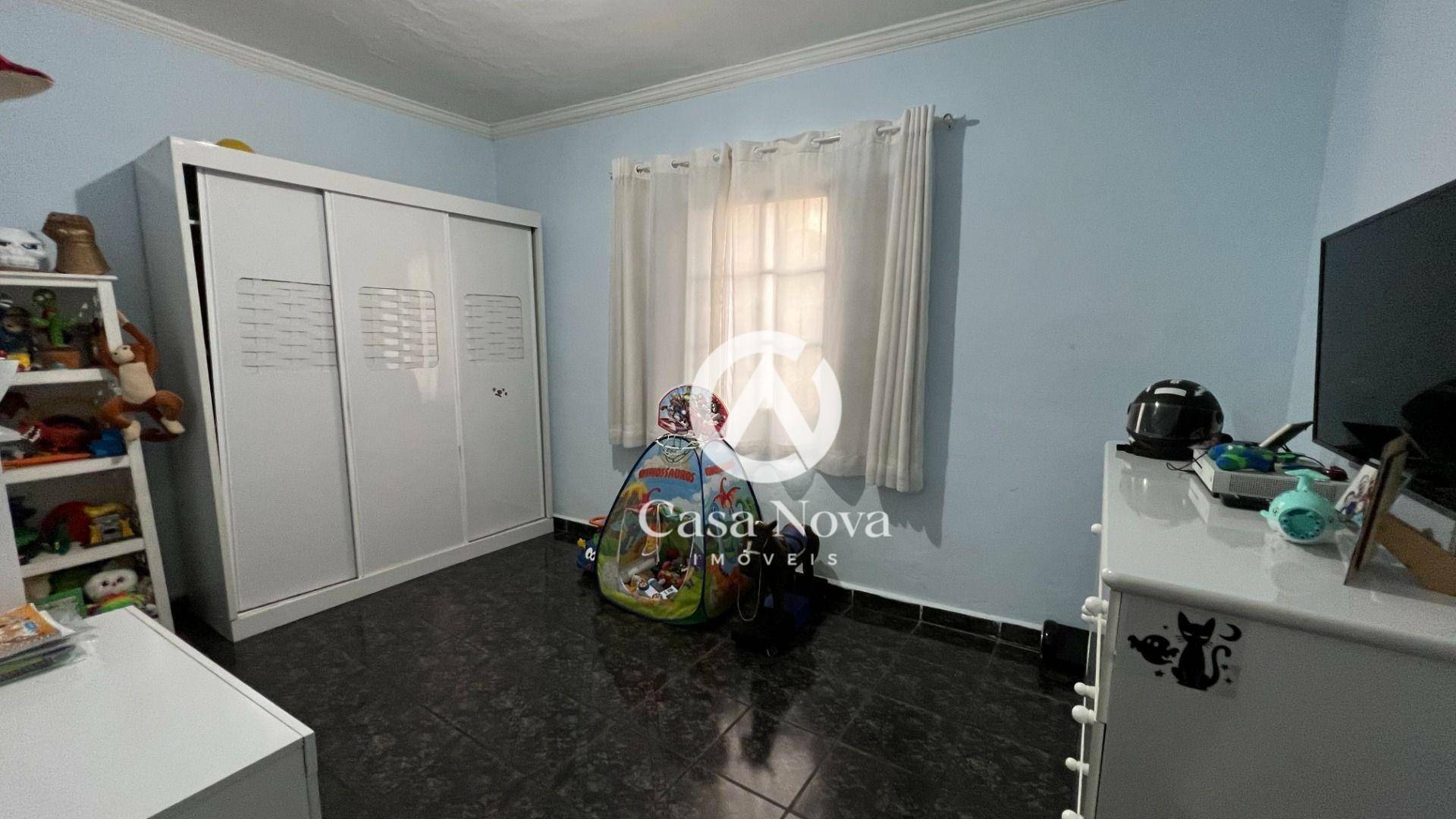 Casa à venda com 3 quartos, 410m² - Foto 9