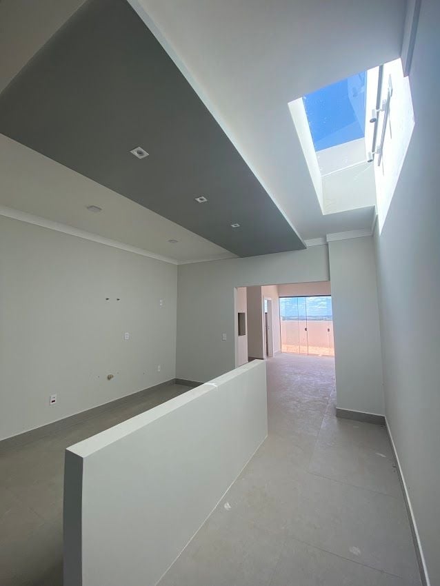 Casa à venda com 3 quartos, 170m² - Foto 3