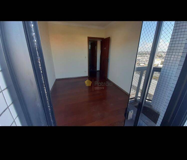 Apartamento à venda e aluguel com 3 quartos, 95m² - Foto 13