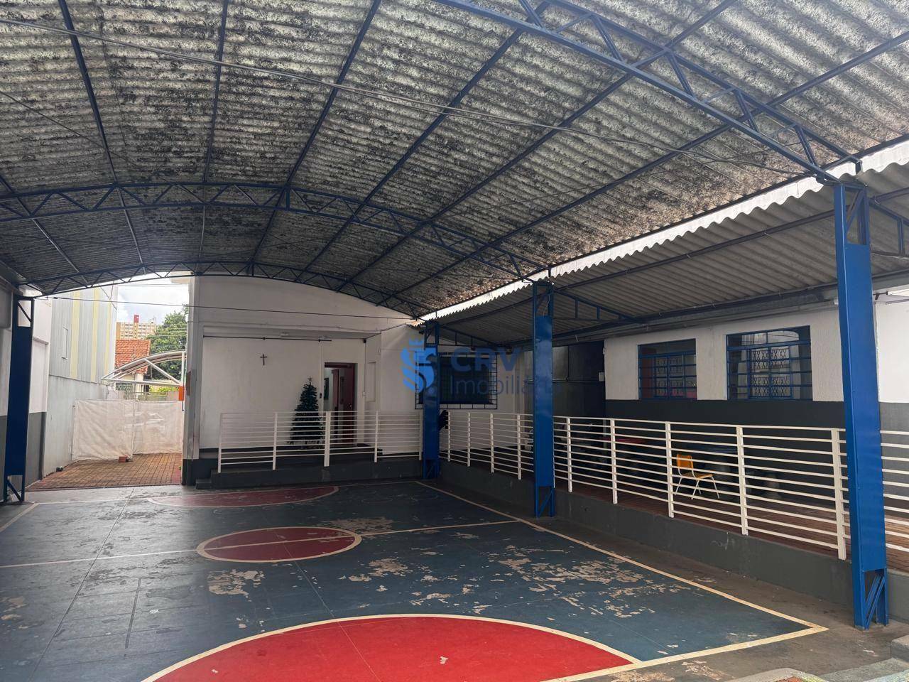 Sobrado para alugar com 2 quartos, 300m² - Foto 18