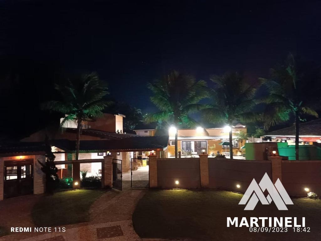 Casa à venda e aluguel com 7 quartos, 400m² - Foto 40