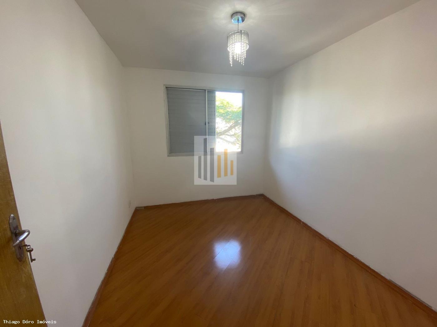 Apartamento para alugar com 2 quartos, 55m² - Foto 5