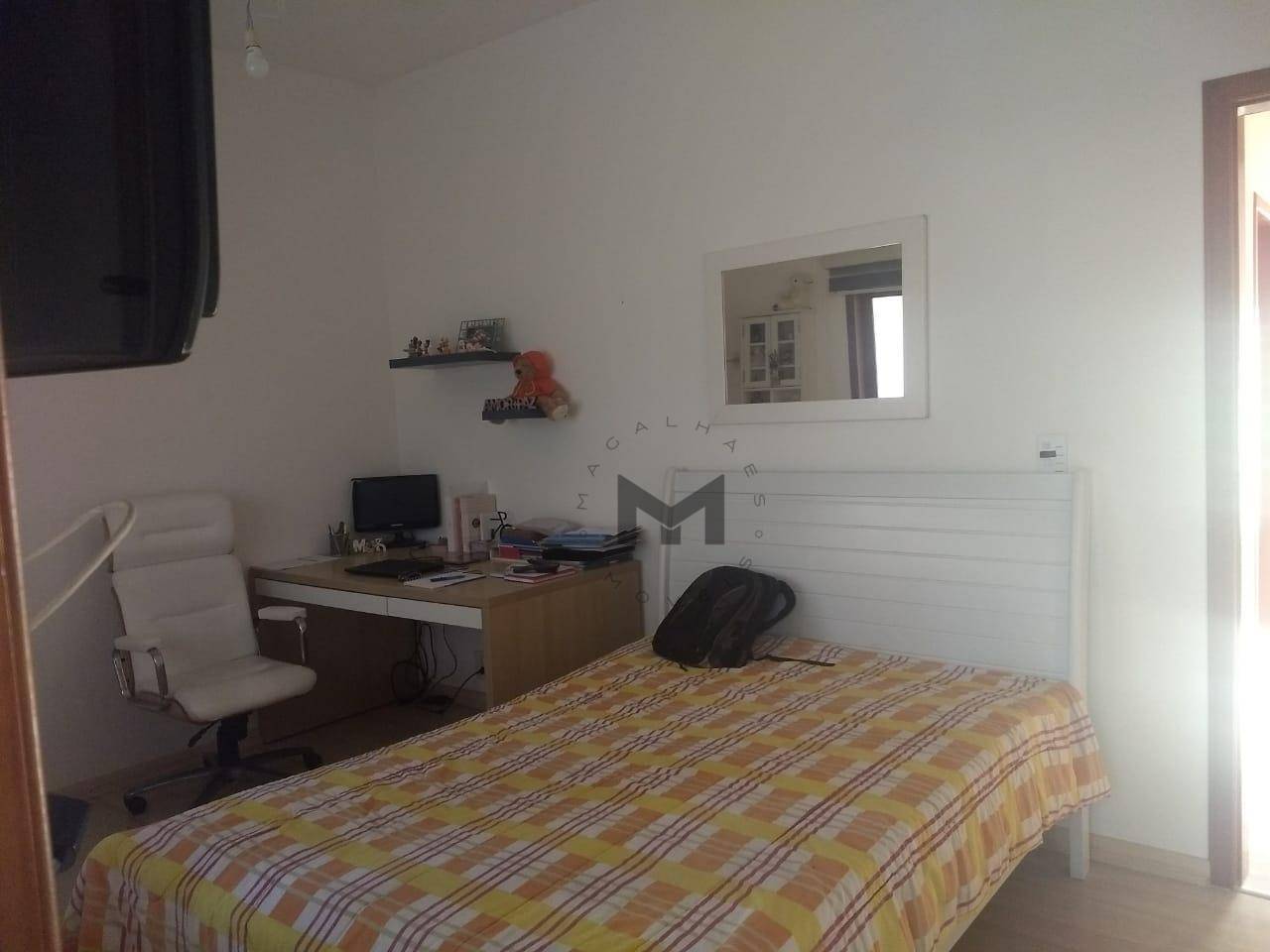 Casa à venda com 3 quartos, 500m² - Foto 18