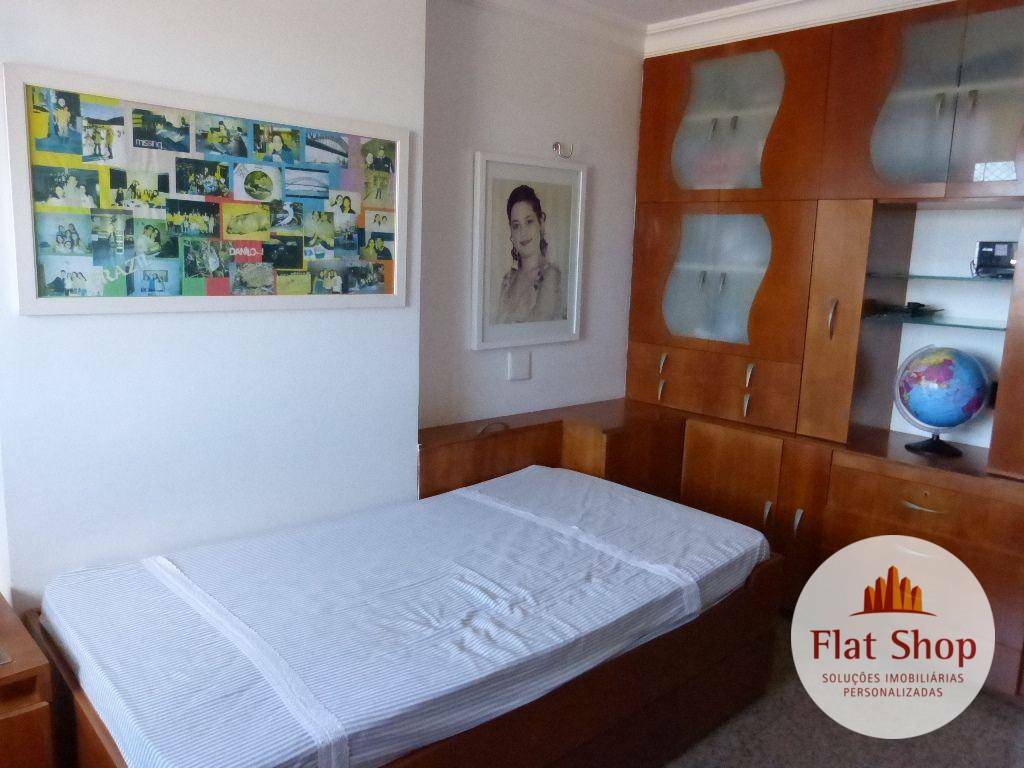 Apartamento à venda com 4 quartos, 210m² - Foto 19