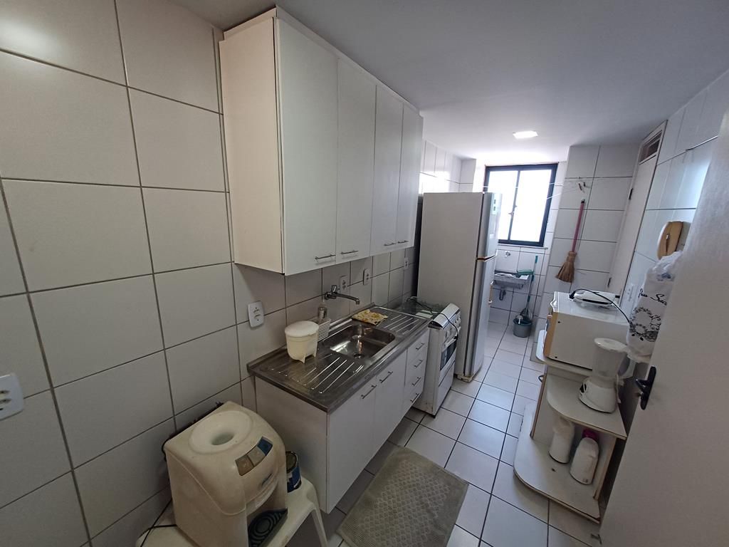 Apartamento para alugar com 3 quartos, 137m² - Foto 9