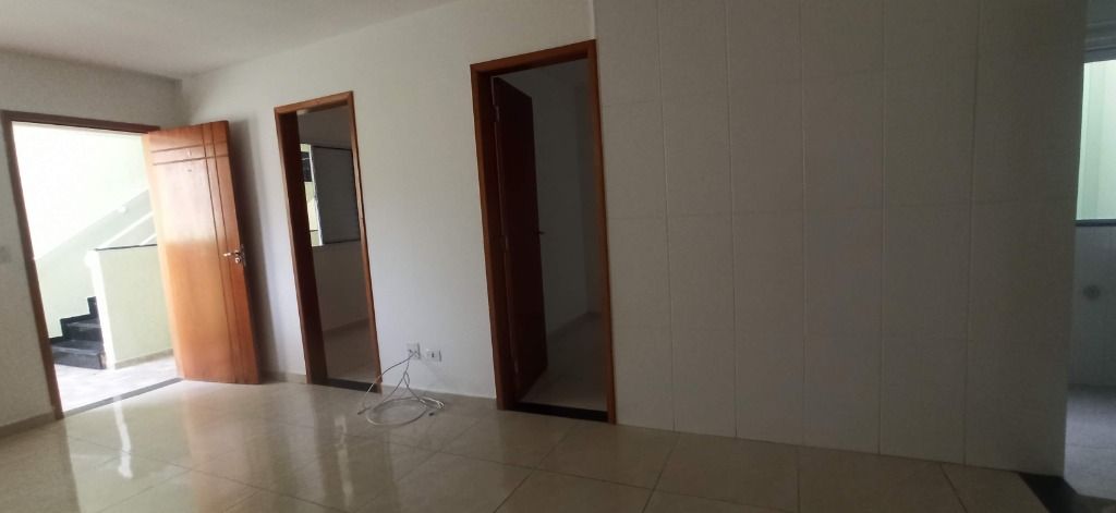 Apartamento para alugar com 2 quartos, 40m² - Foto 11