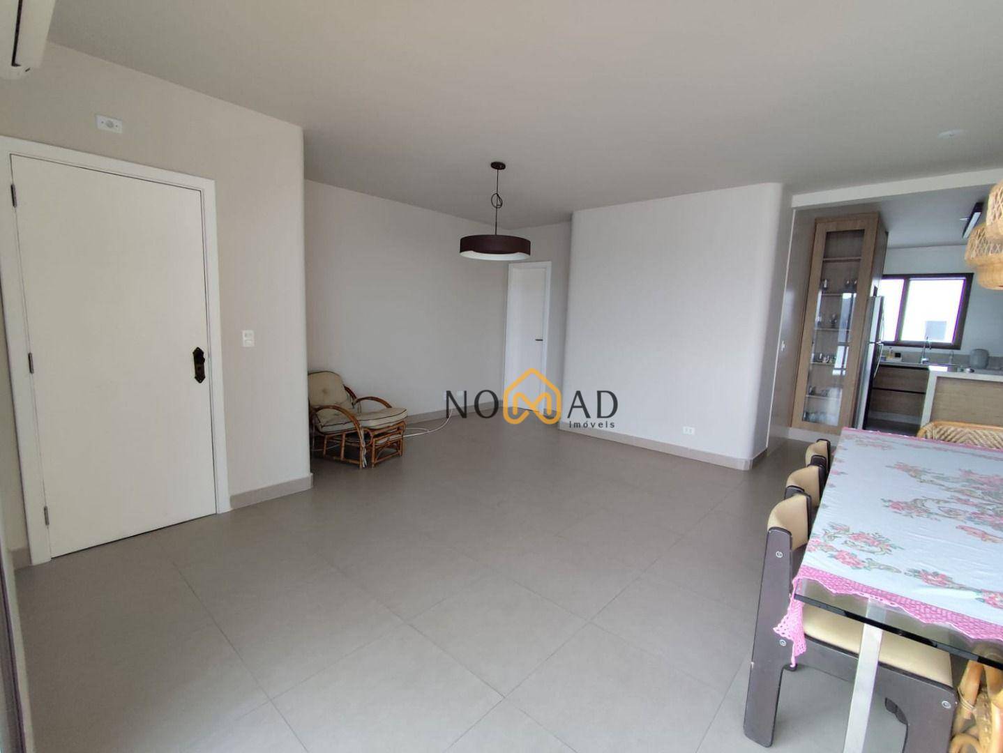 Apartamento para alugar com 4 quartos, 195m² - Foto 13