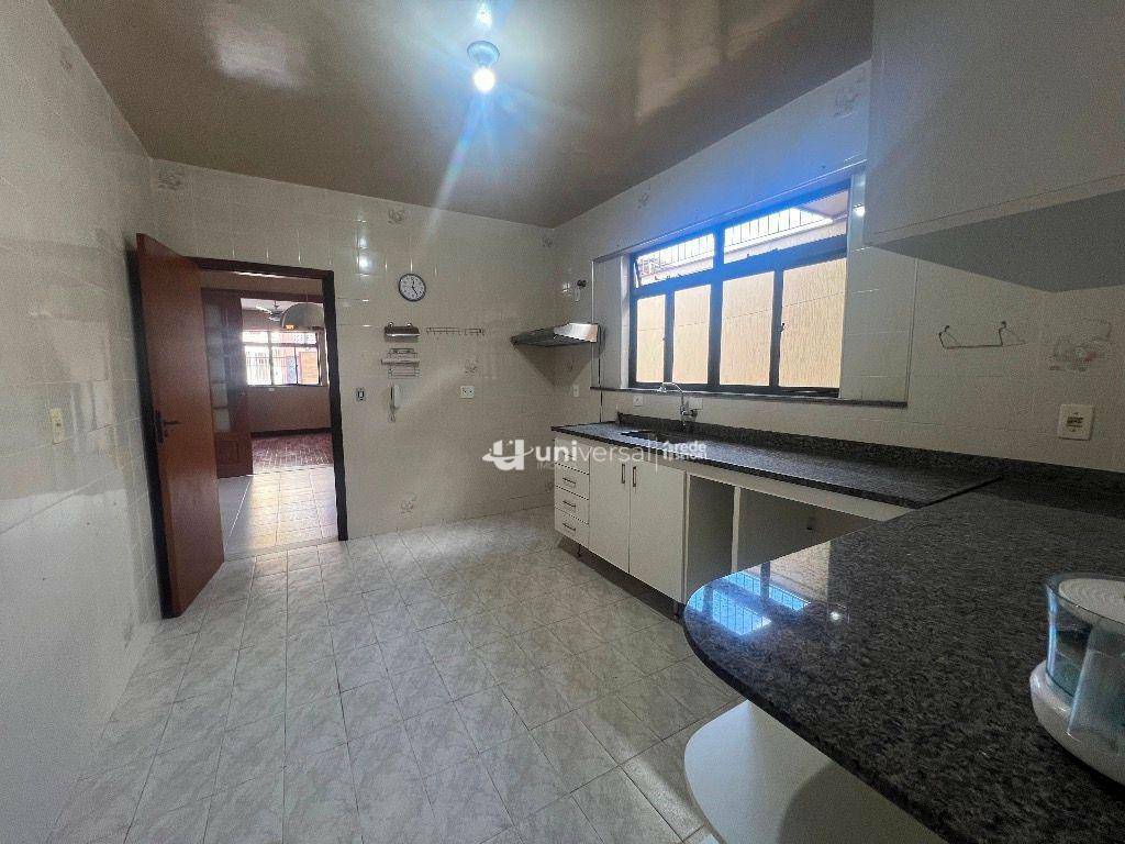 Apartamento à venda com 3 quartos, 158m² - Foto 6