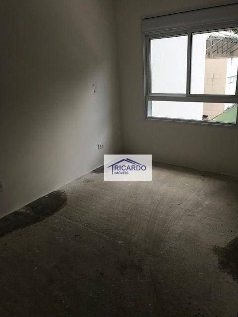 Apartamento à venda com 3 quartos, 90m² - Foto 17