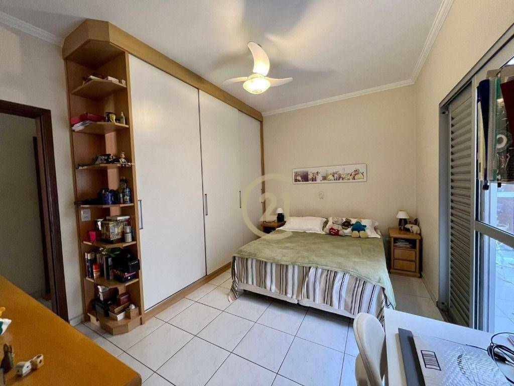 Casa à venda com 3 quartos, 195m² - Foto 7