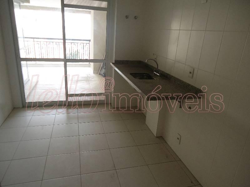 Apartamento para alugar com 3 quartos, 144m² - Foto 12