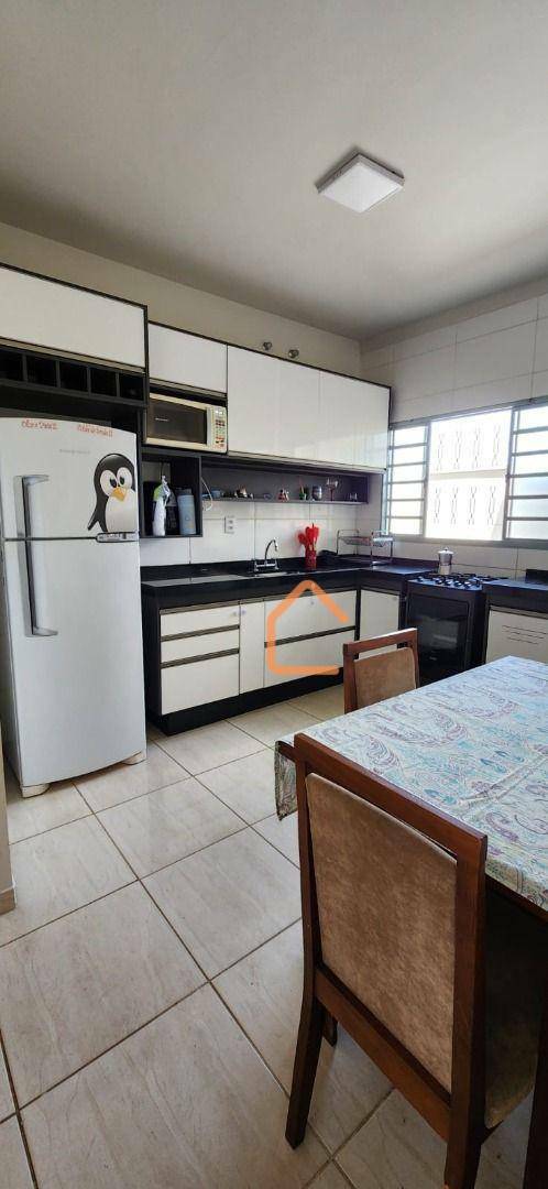 Casa de Condomínio à venda com 3 quartos, 123m² - Foto 20