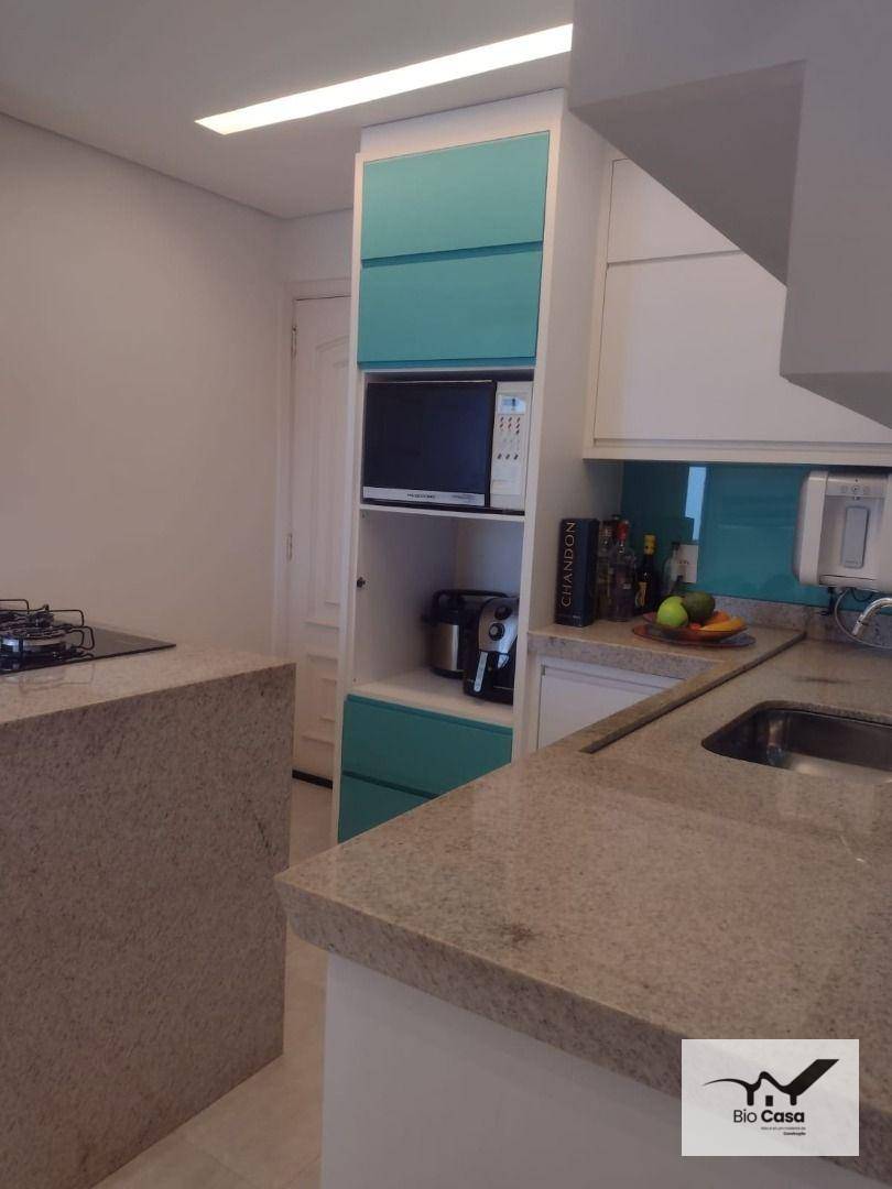 Apartamento à venda com 3 quartos, 200m² - Foto 6